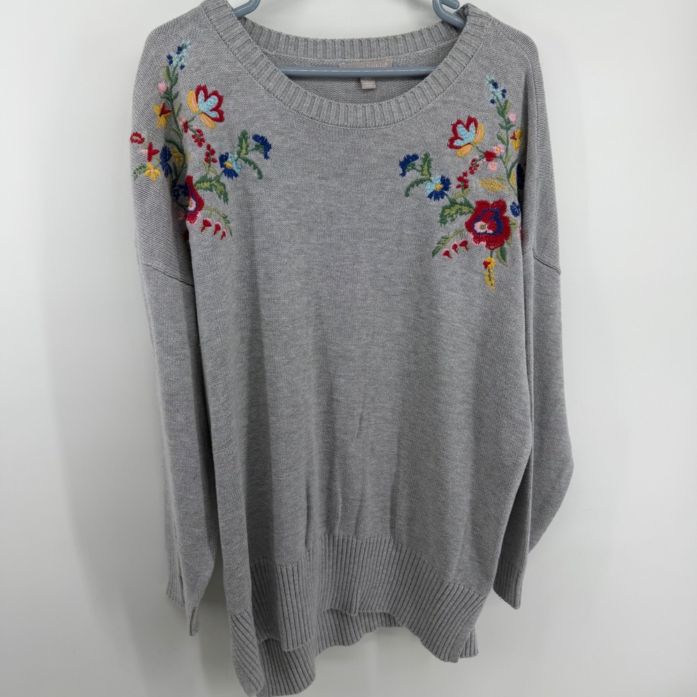 Woman Within Grey Floral Embroidered Knit Sweater Plus Size 18/20 L 56-2289-9